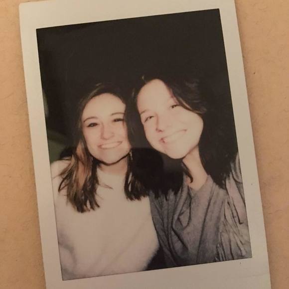 Meet your Posher, Audriana - Picture 3 of 5